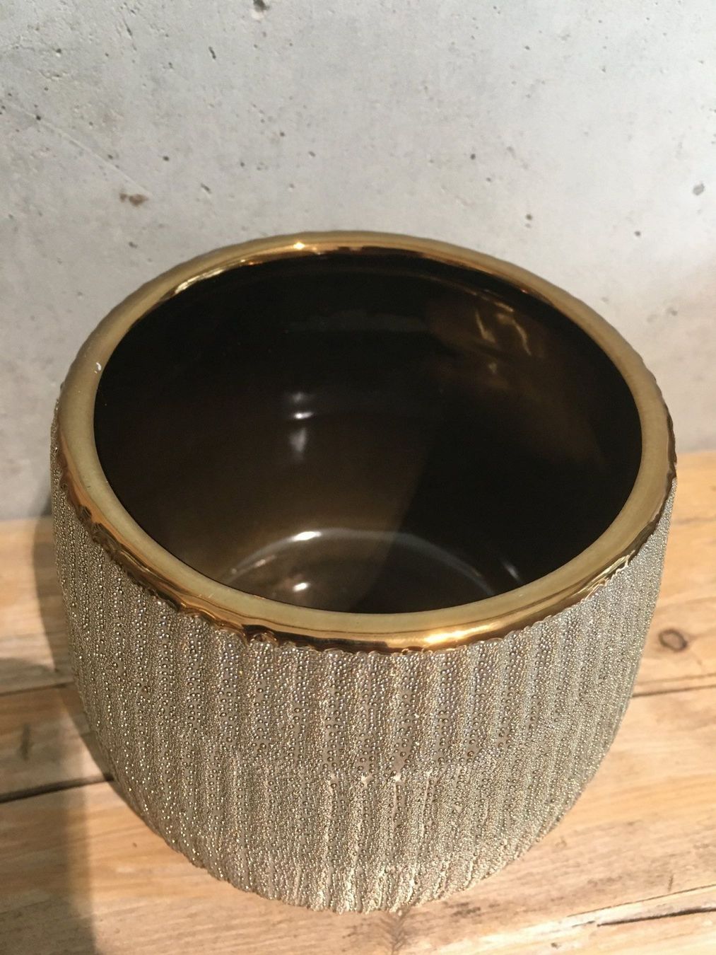 Blumentöpfe: Blumentopf gross in der Farbe Bronze/Neu/OVP – Neu und originalverpackt aus Volketswil von rubin74 2