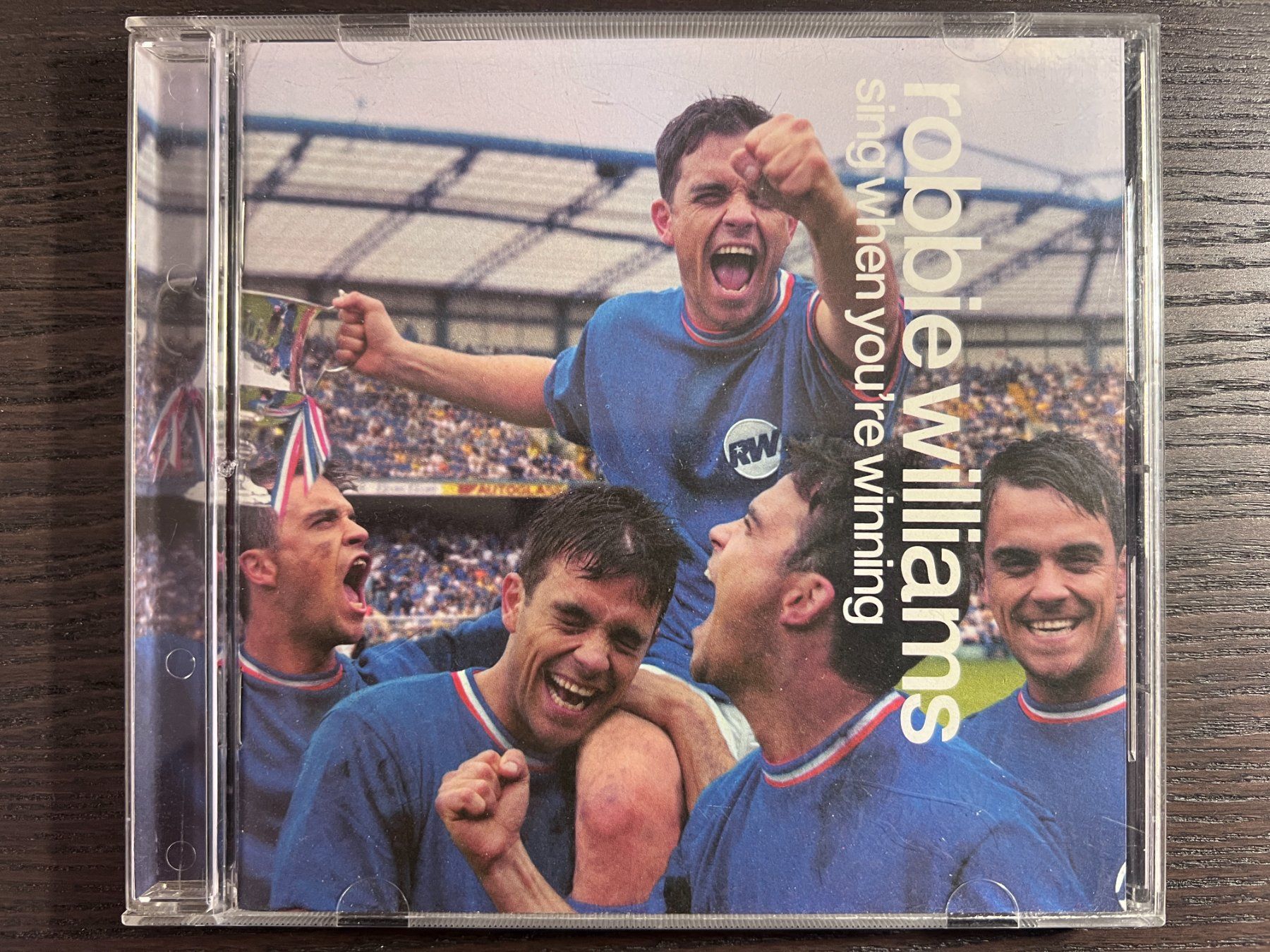 CD: Robbie Williams - Sing When You're Winning – Usato da Zürich venduto da MusikFreunde