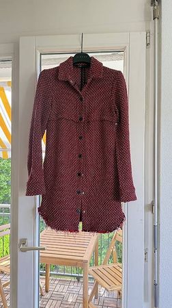 MAJE Kurzmantel rot/schwarz/weiss Grösse XS