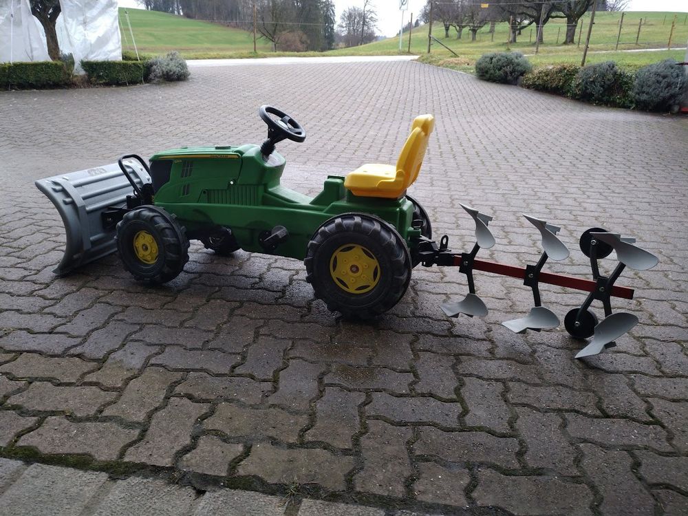 rolly-toys-traktor-kinder-pflug-rot-gebraucht-in-d-rnten-f-r-chf-25