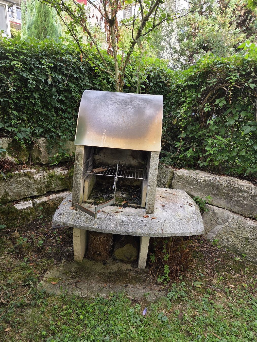 Grils: Garten Chemiee Grill  – D'occasion à Oberrieden par Naklesu71 1
