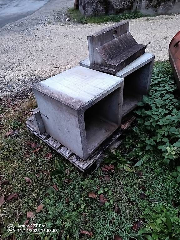 Blumentöpfe: Blumentopf Beton – Gebraucht aus Leuzigen von Nachtluchs