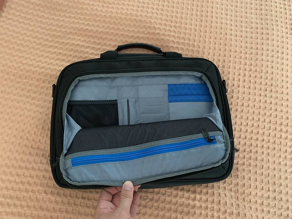 Taschen: DELL Laptoptasche – Gebraucht aus Bern von duschenhocker 2