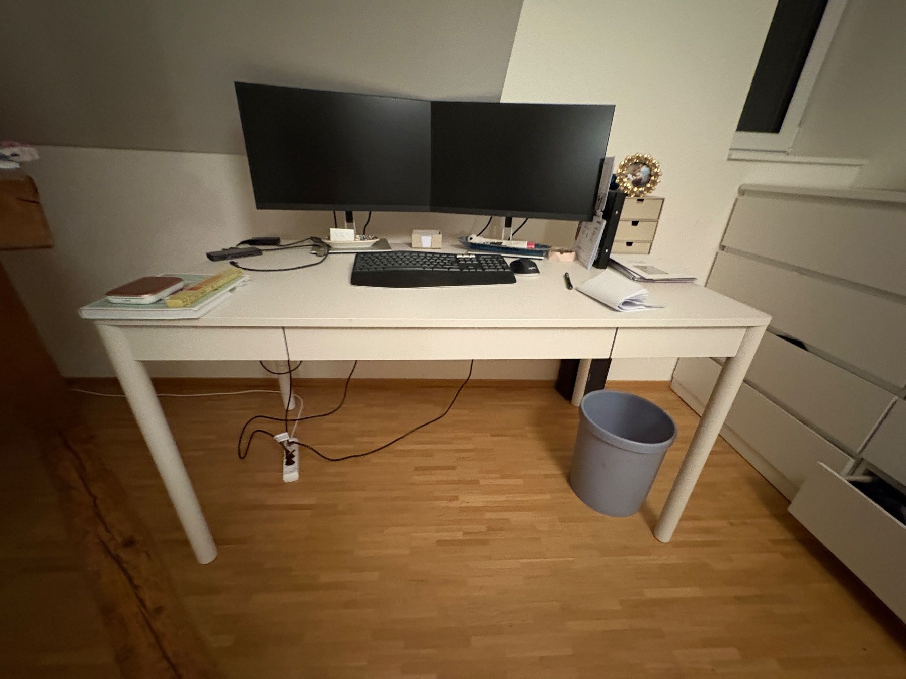Ikea Scrivanie: Schreibtisch Ikea Tonstad, weiss – Usato da Wallisellen venduto da nadxine.g56