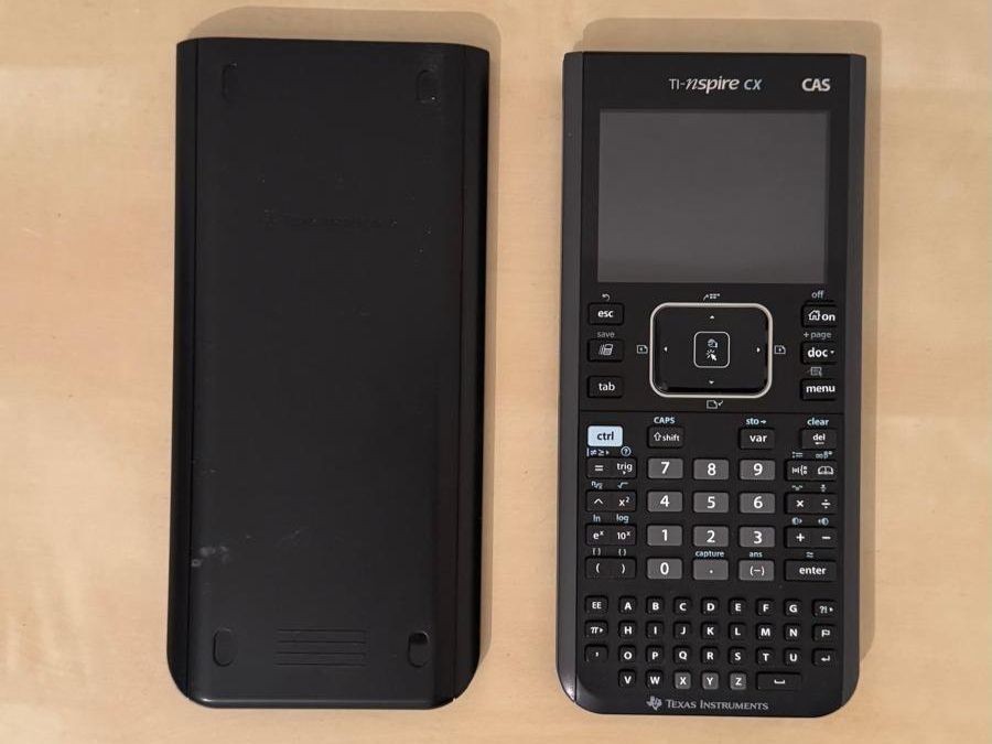Texas Instruments Calcolatrici tascabili: Taschenrechner TI-nspire CX CAS – Usato da Mels venduto da CRG98