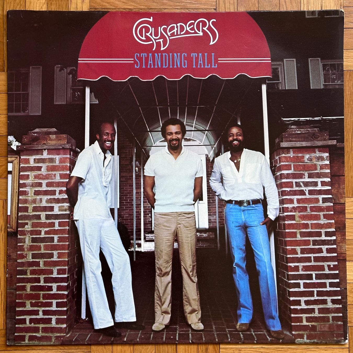 Vinyles: LP - Crusaders – Standing Tall – D'occasion à Breganzona par Onairda75