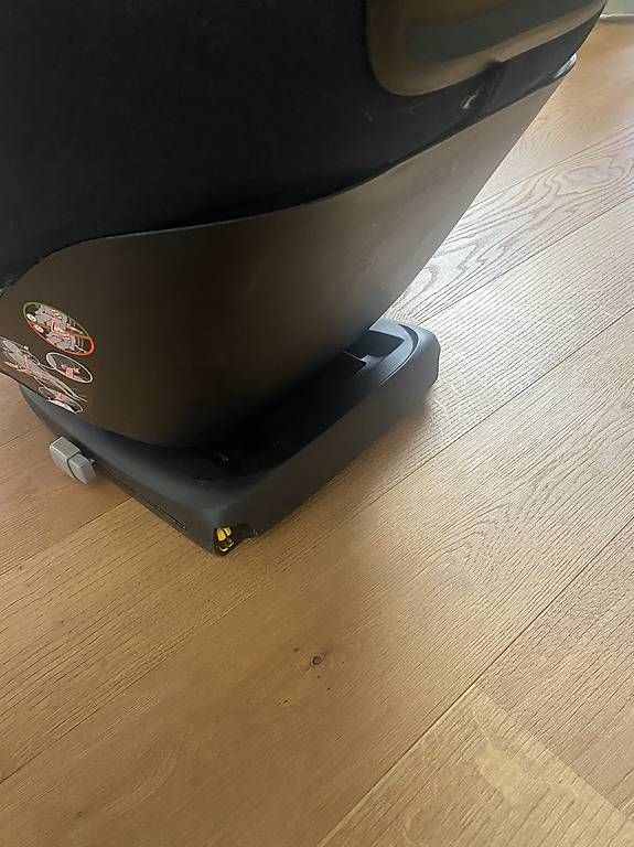 Seggiolini per auto: Maxi Cosi RodiFix – Usato da Meiringen venduto da Anita0133 1