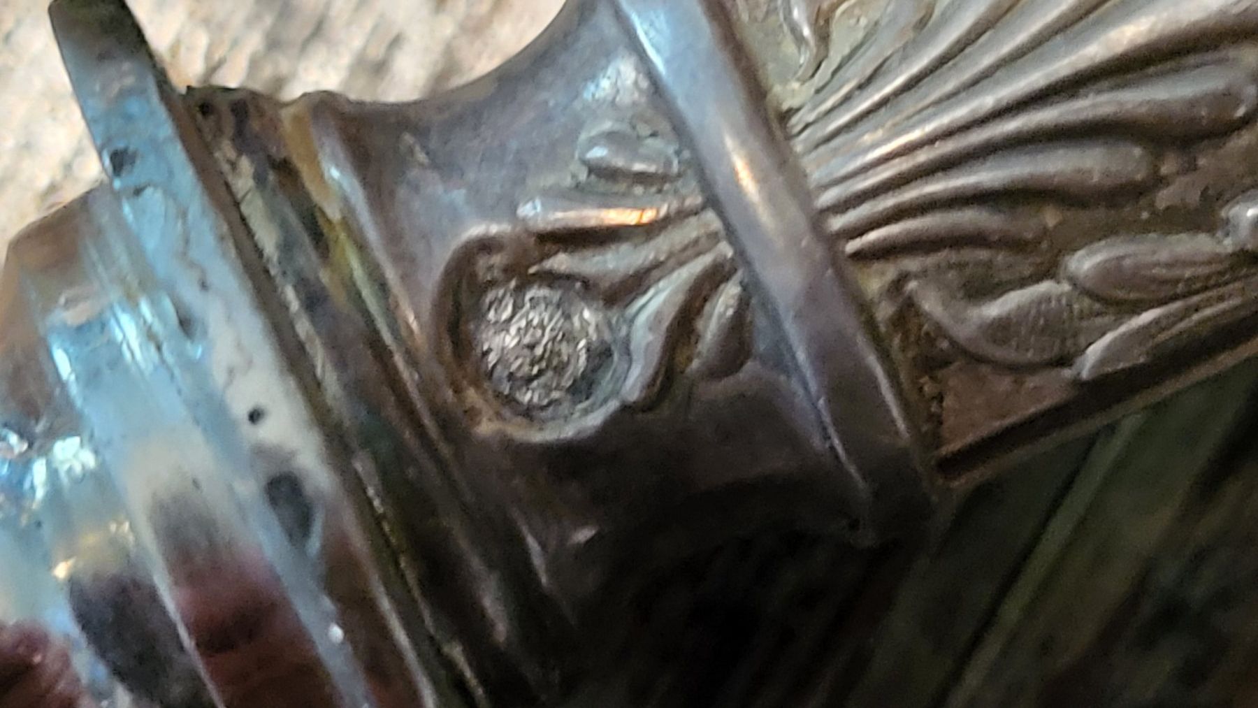 Statuette: Keulen-Halter – Usato da Basel venduto da spinne02 7