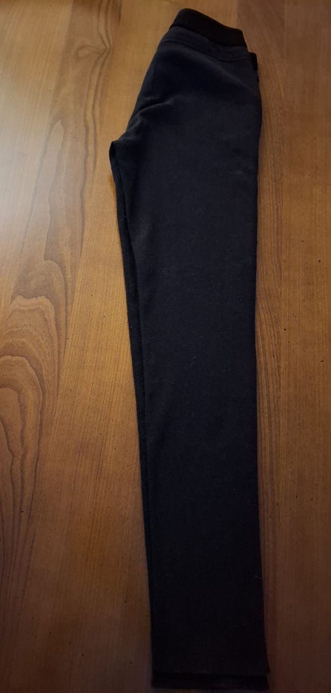 Maje Hosen: Maje Damen Stoffhose S schwarz elegant bequem – Gebraucht aus Volketswil von ald_2x9b 1