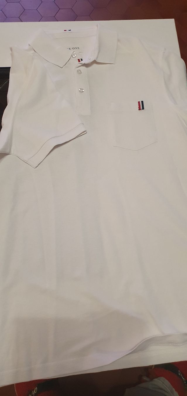 Chemises, T-shirts & Polos: lot de 3 polo, taille S – D'occasion à Aven par stphane1577 2
