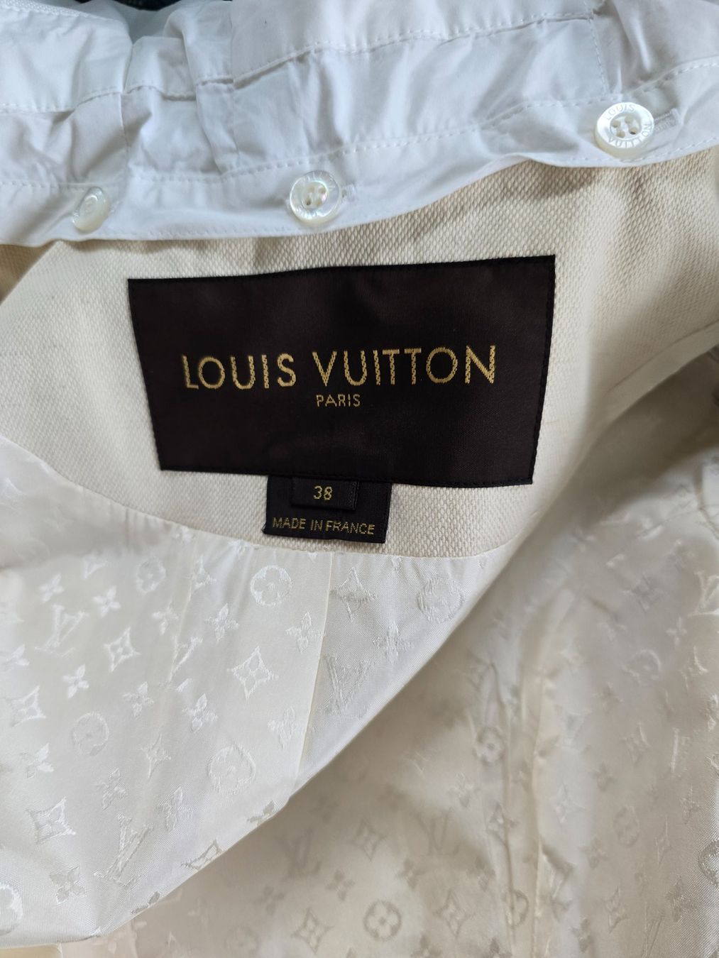 Louis Vuitton Jacken: Louis Vuitton Laufsteg Schösschenjacke Gr. 36 – Gebraucht aus Bottmingen von sandy_2 5