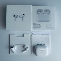 Original Apple AirPods Pro 1 Gen. MagSafe Case