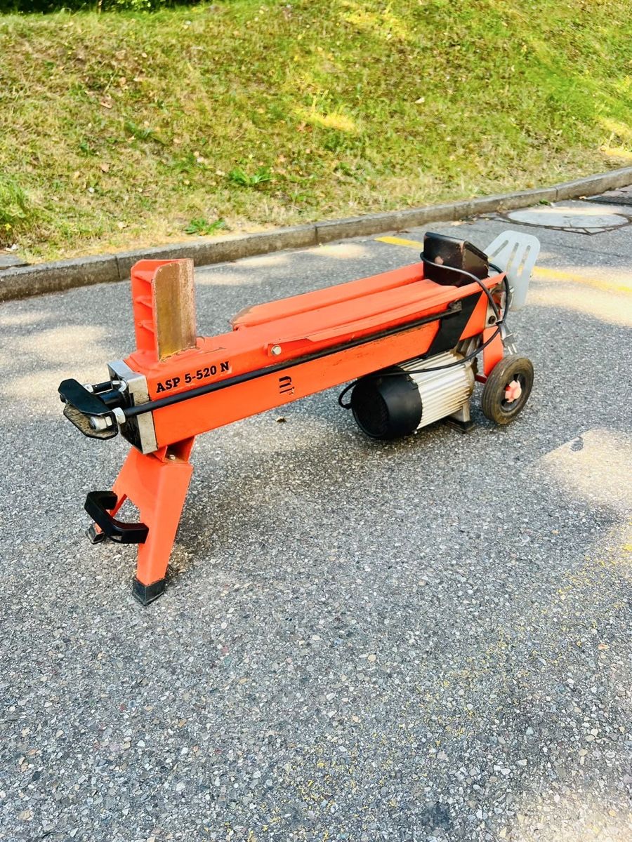 Tutte le macchine: Holzspaltmaschine 220 Volt bis 53 cm  – Usato da Urdorf venduto da mas_5wfz 1
