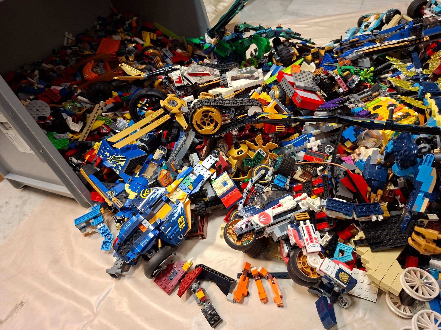 Lego Giocattoli: Lego Konvolut 22.5 kg – Usato da Sils im Domleschg venduto da AMAG_AUDI_ZH 2