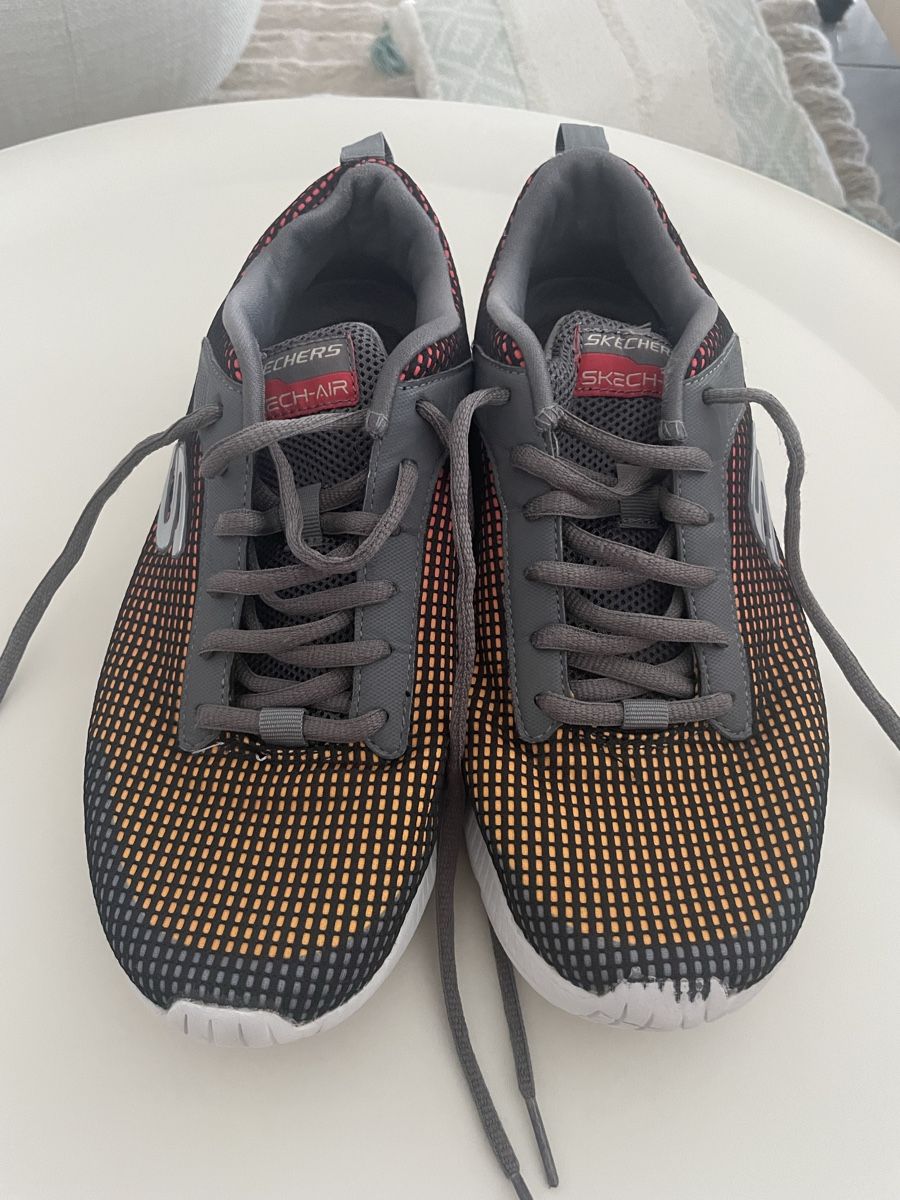 Skechers Scarpe per ragazzi: Hallenschuhe Skechers – Usato da Amriswil venduto da einkaufverkauf 7