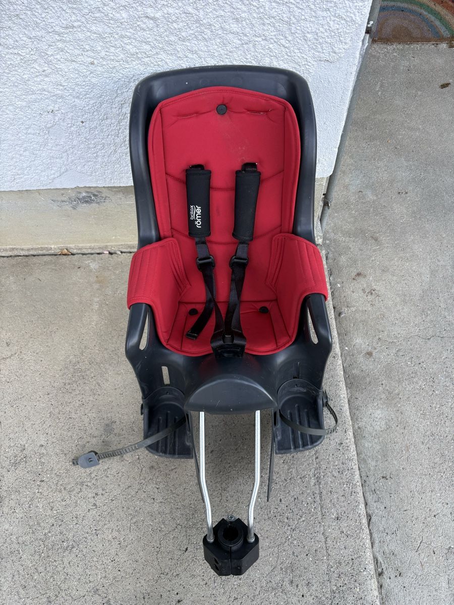 Britax Römer Seggiolini per auto: Kindersitz Römer Britax – Usato da Oberburg venduto da Gerbi2