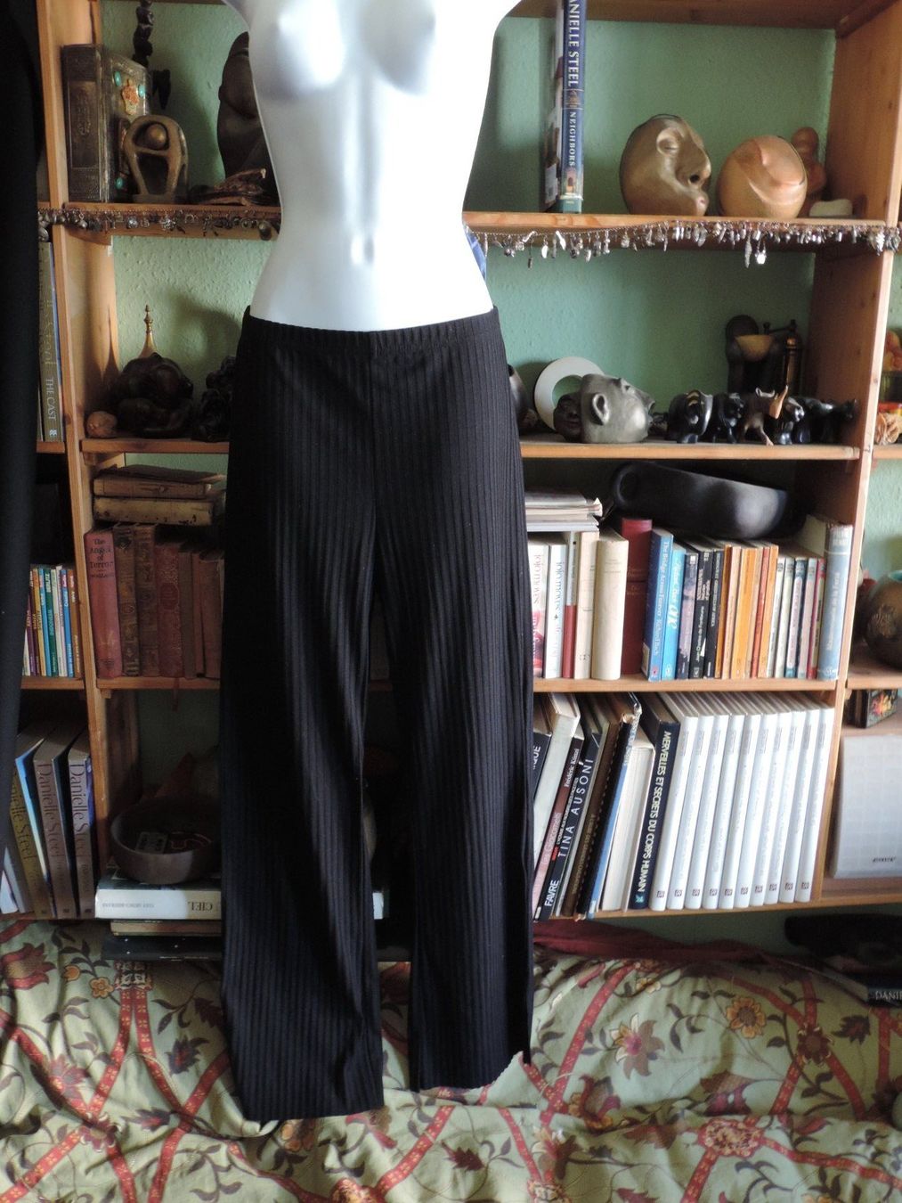Hosen: pantalon stretch noir – Gebraucht aus Genève von Axelle333 1