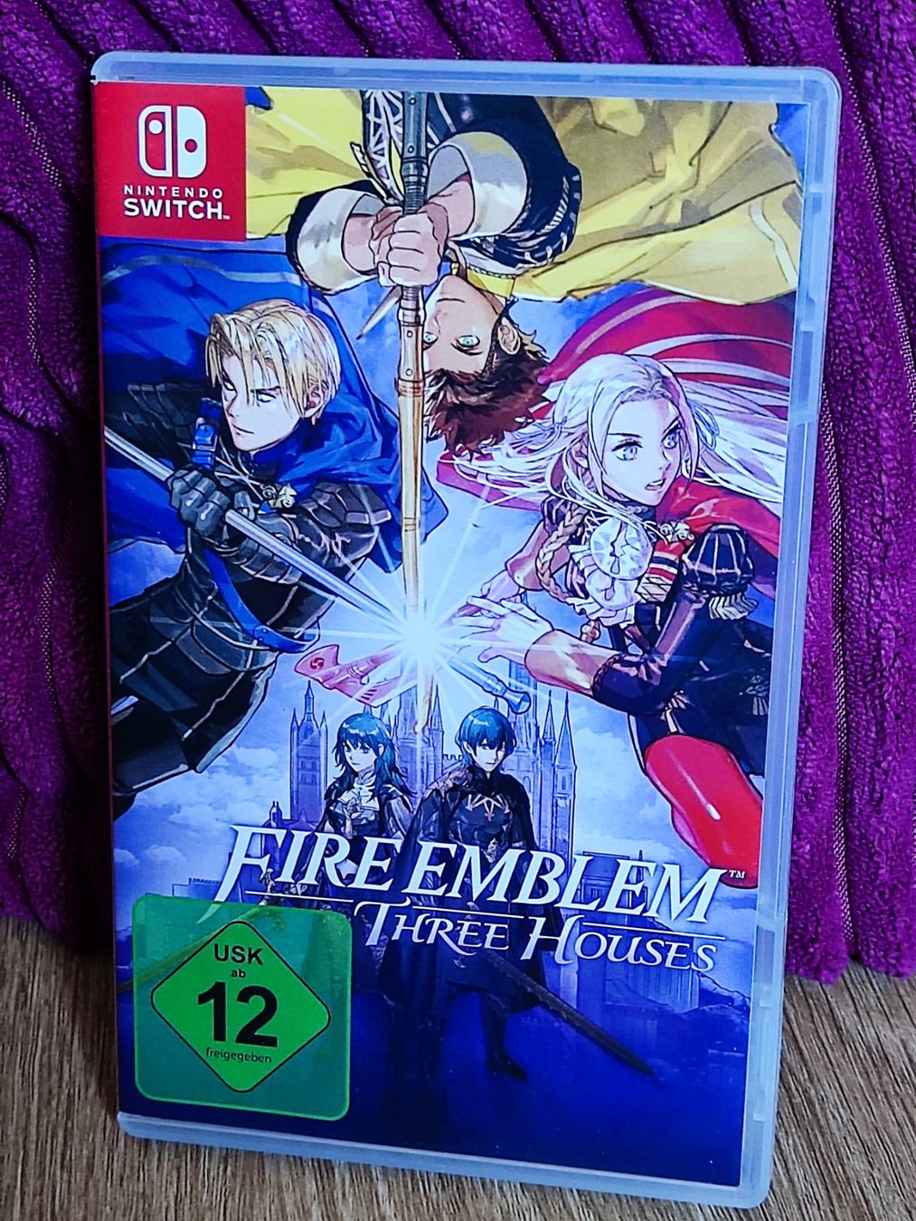 Giochi: Fire Emblem Three Houses - Nintendo Switch – Usato da Au ZH venduto da lor_6kzr