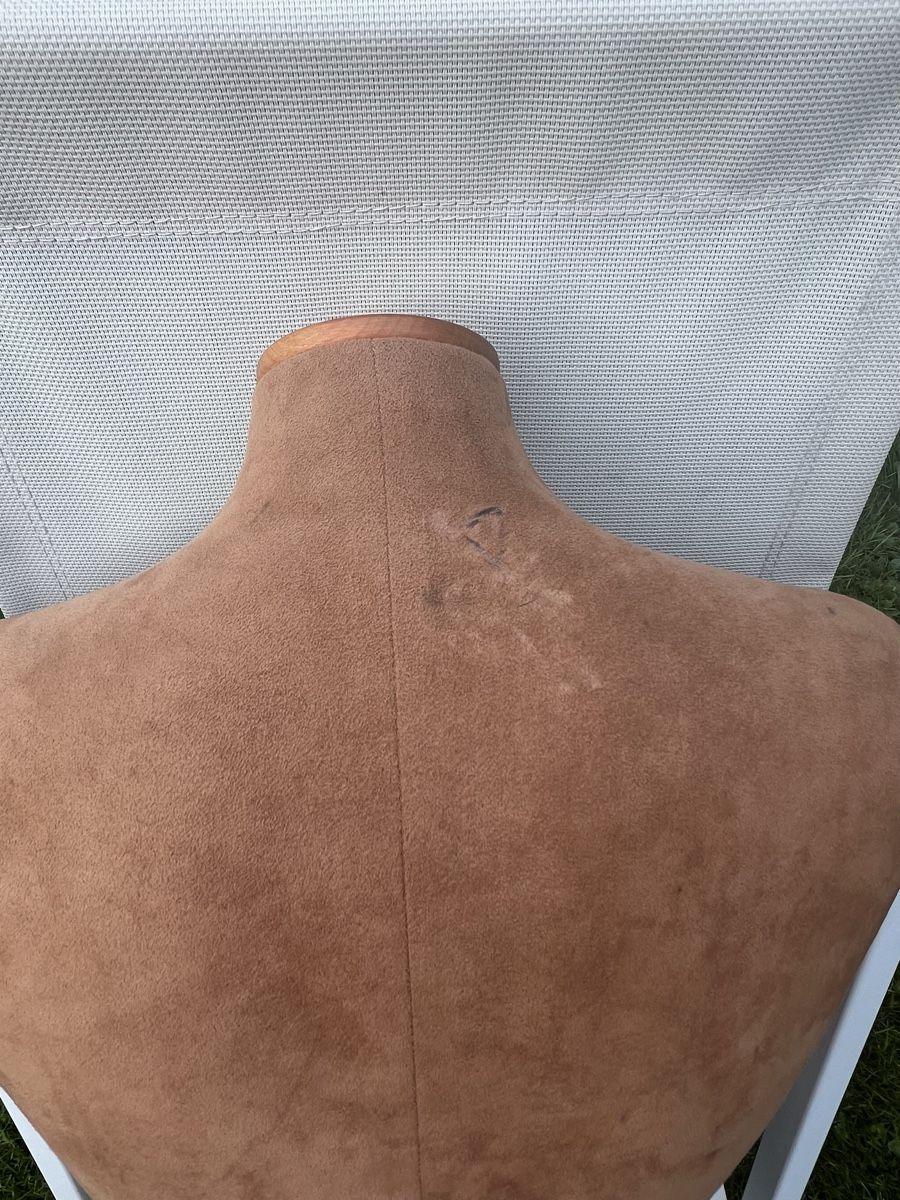 Allestimento di negozi e stand fieristici: Busto Bonaveri Vintage – Usato da Tesserete venduto da giraffina 7