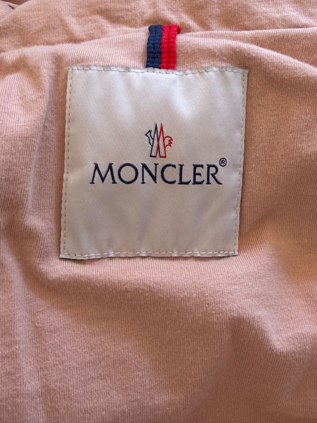 Moncler Vestes & Manteaux: Moncler size 3 years old – Défectueux à Mollis par ChriMiJoRe 4