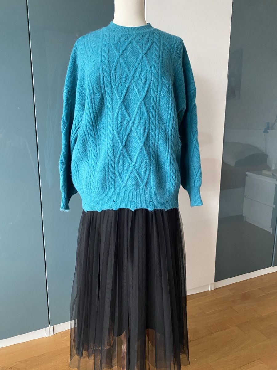 Maglioni & Felpe: Pullover Damen türkische Farbe Einheitsgröße – Usato da Dübendorf venduto da Levintreyer 5