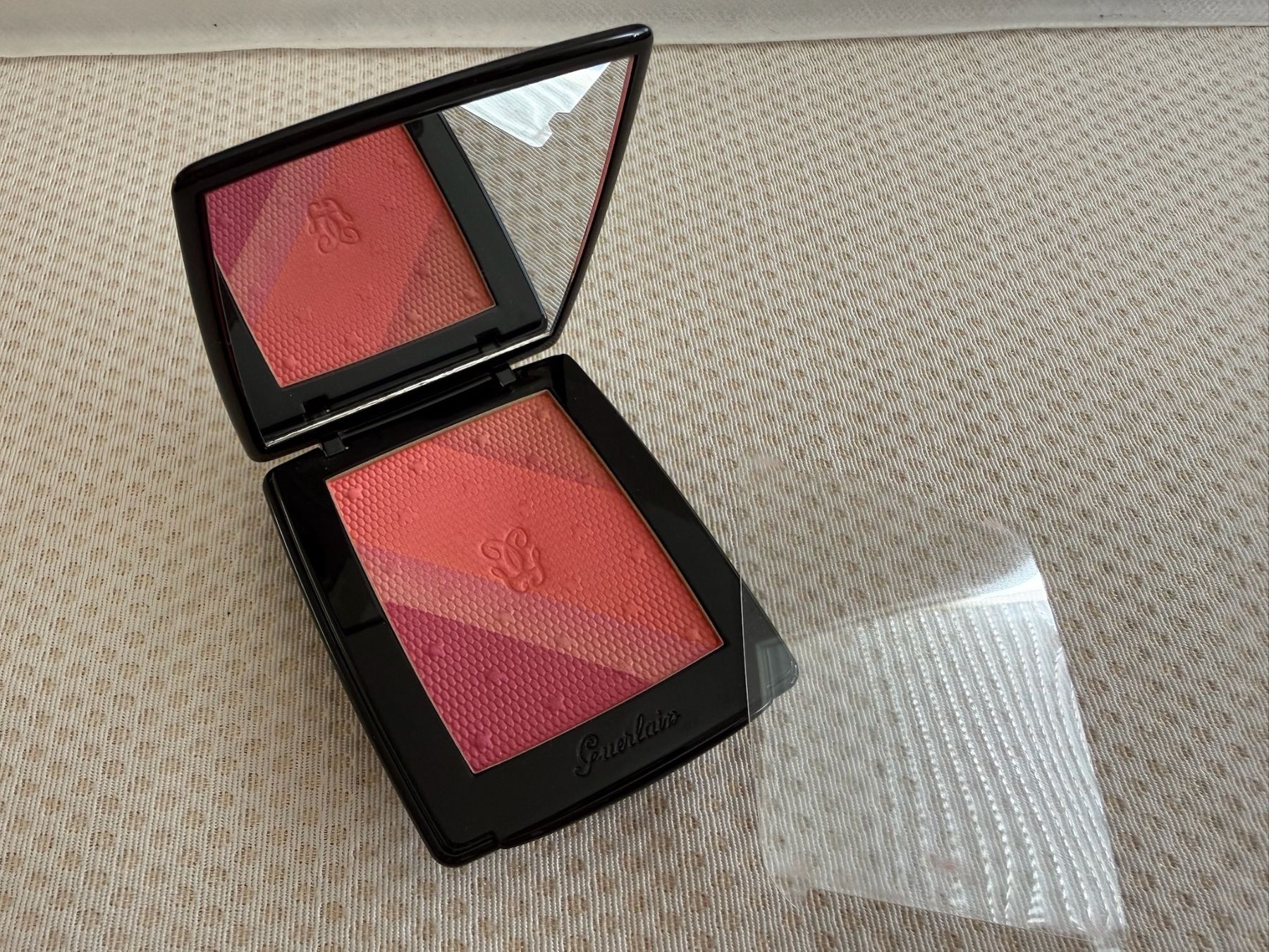 Guerlain Make-up: Guerlain - Blush - NEUF – Neu und originalverpackt aus Sion von accroshoes
