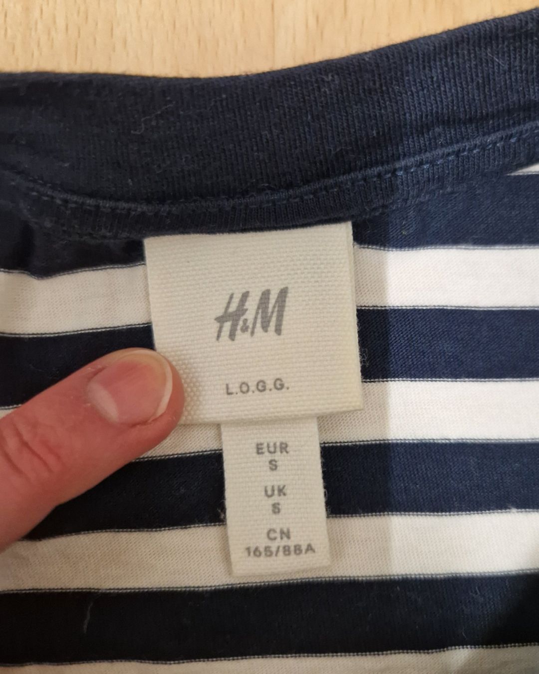 H&M T-shirt: Gestreiftes T-Shirt H&M "Paris" - Gr. S – Usato da Fribourg venduto da gua_7jvq 3