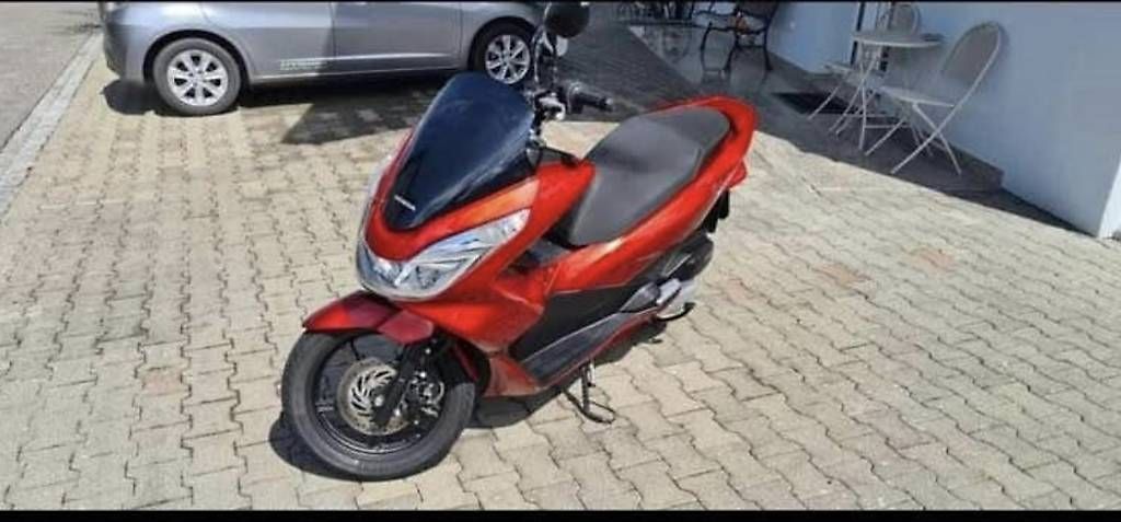 Scooters: pcx 125 – D'occasion à Regensdorf par rid_h5n6