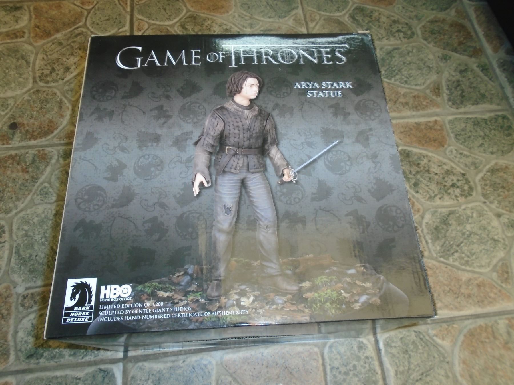 Figurines: Game of Thrones Statue Arya Stark 28 cm – Neuf avec emballage d'origine à Olten par Disc-Ausverkauf 1