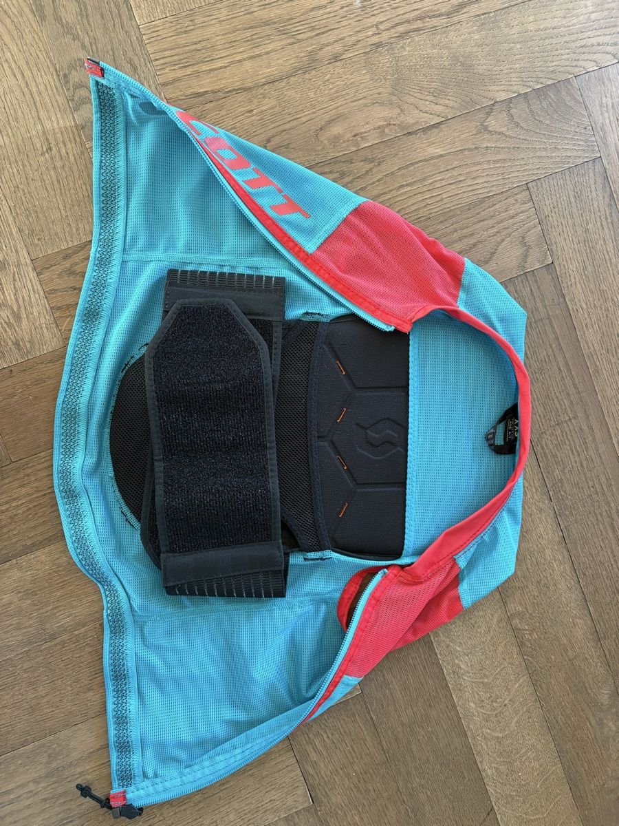 Protezioni & Imbottiture: Scott Rückenprotektor Actifit Plus Junior Grösse XXS – Nuovo (secondo la descrizione) da Schwerzenbach venduto da vonblume2 2