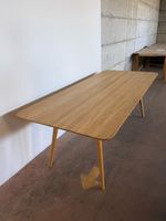 Sehr schöner Eichentisch aus Massivholz 220x95x76cm LxBxH