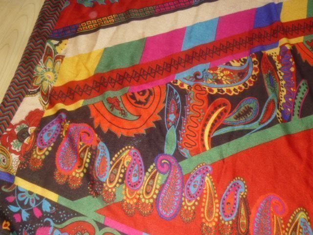 Foulard & Sciarpe: Schal bunt mit Blumen Polyester – Nuovo (secondo la descrizione) da Hinwil venduto da Glasperlen 3
