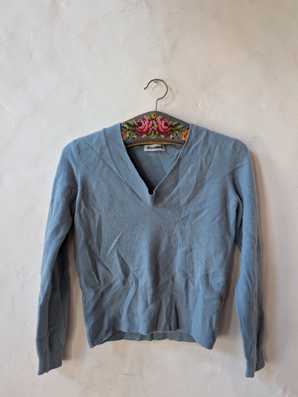Pullover & Sweatshirts: Kaschmir Pullover von Jil Sander mit V-Ausschnitt – Gebraucht aus Peccia von LillyMarie98
