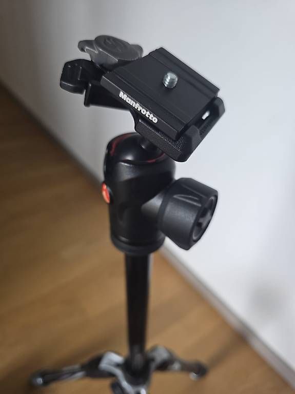 Manfrotto Trépieds & Accessoires: Manfrotto Befree Advanced M-lock Tripod – D'occasion à Stetten AG par AlexandruEP 1