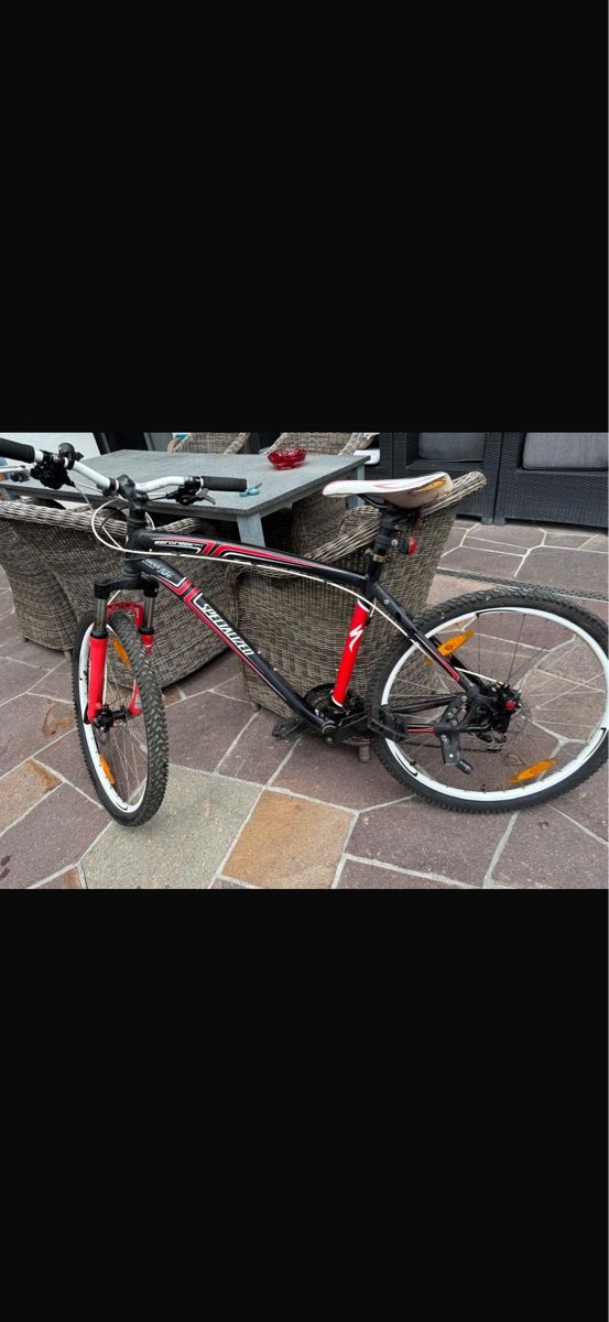 Specialized Vélos: Fahrrad SPECIALIZED  – D'occasion à Tägerig par Asura99 1