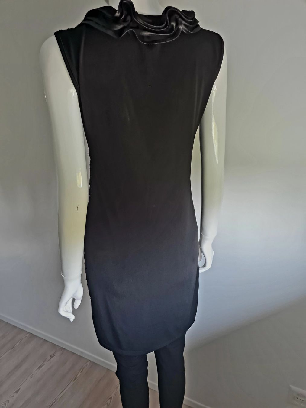 Top: Schwarzes Top/ Minikleid Gr. M elegant & schick – Usato da Schaffhausen venduto da Catboot01 2