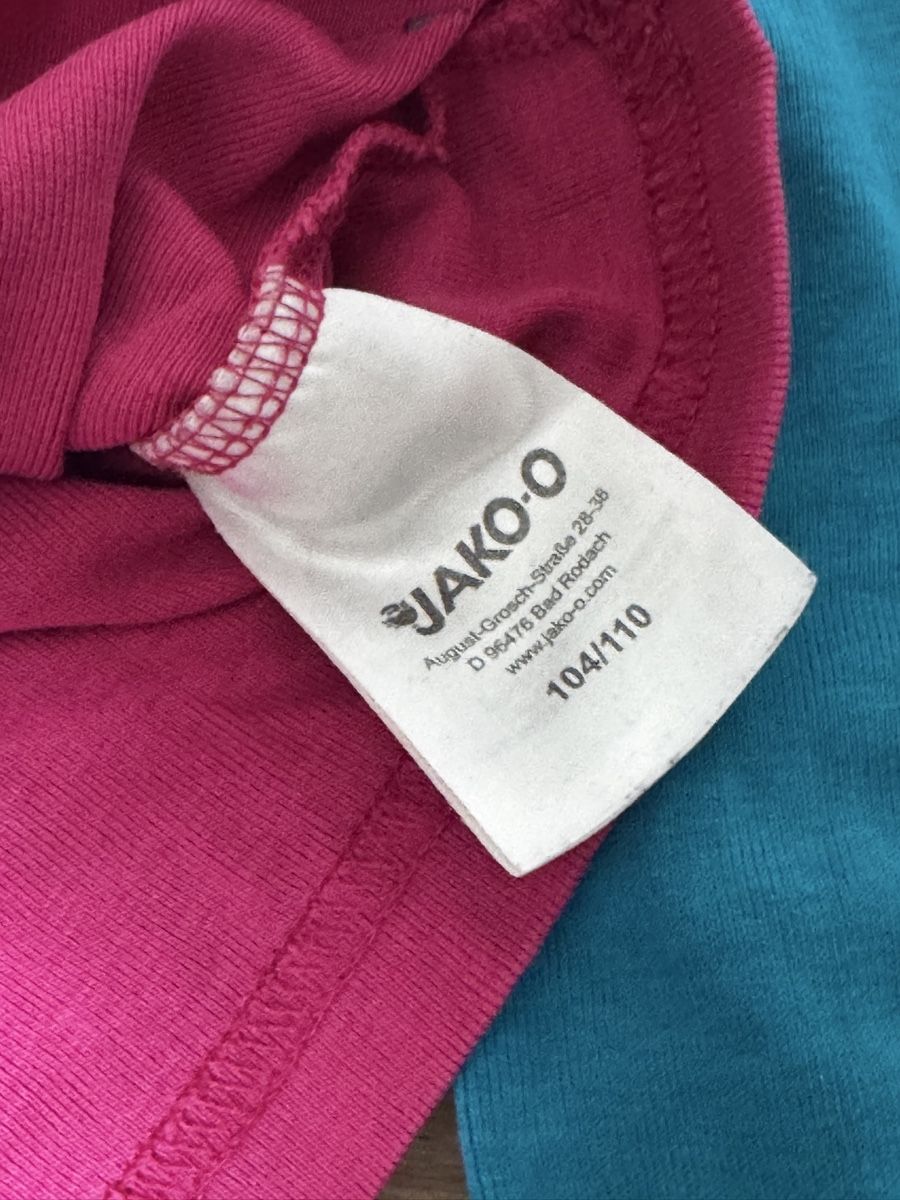Lotti & Set di vestiti: Kinder Shirts in Grösse 104/110 – Usato da Basel venduto da spassbremse 2
