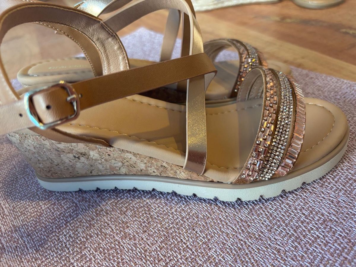 Graceland Chaussures femmes: Sandalen – Neuf (Voir description) à Brunnen par san_7gww