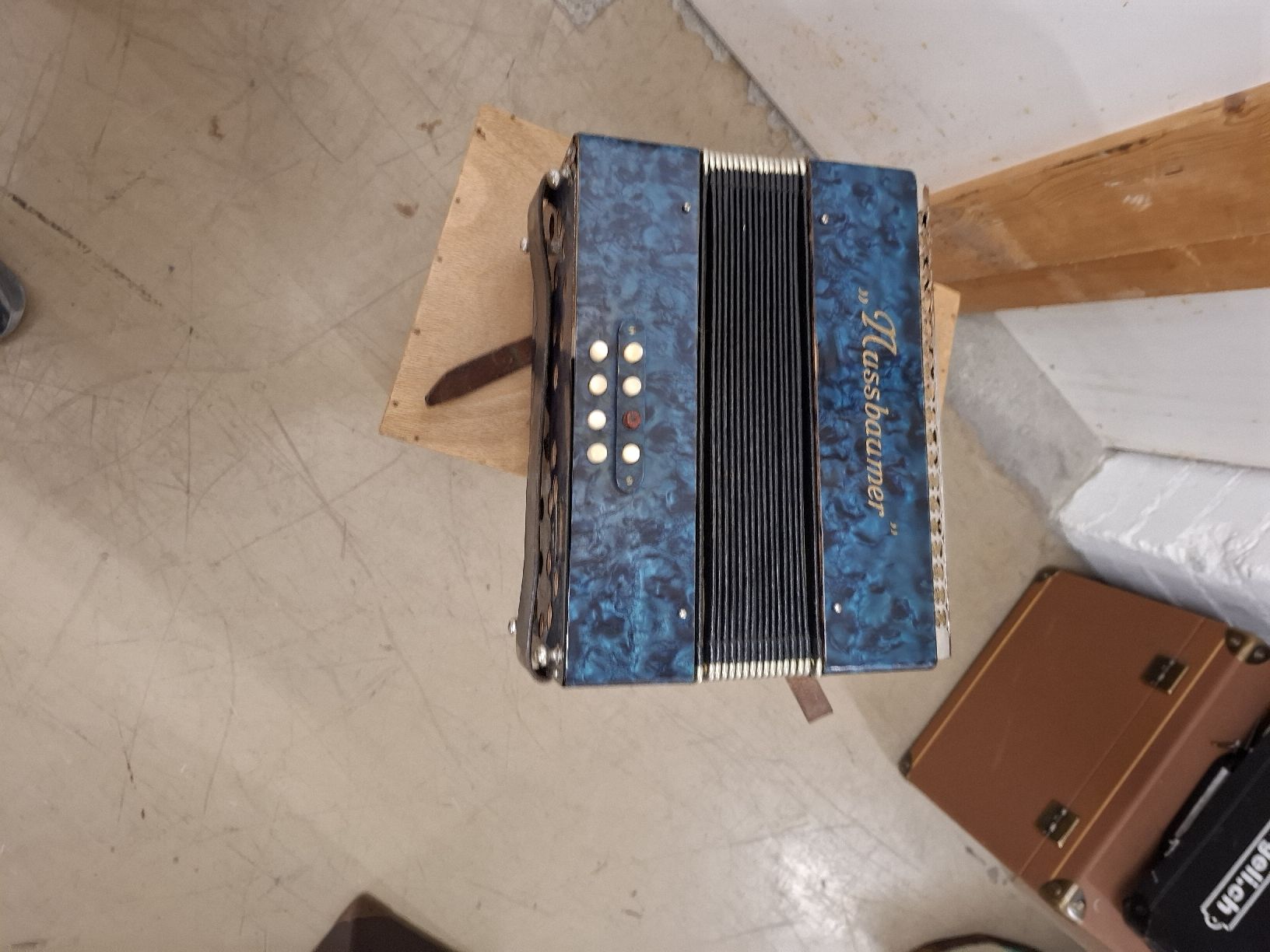 Musikinstrumente: nussbaumer orgeli – Gebraucht aus Villeneuve von BibiVintage 5
