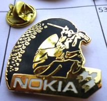 Pin NOKIA Logo Reiter Goldig