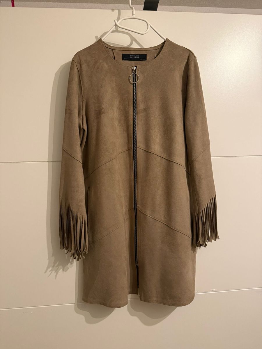 Zara Giacche: Zara Wildlederimitat Jacke Fransen Gr. M – Nuovo (secondo la descrizione) da Zürich venduto da iva_iva
