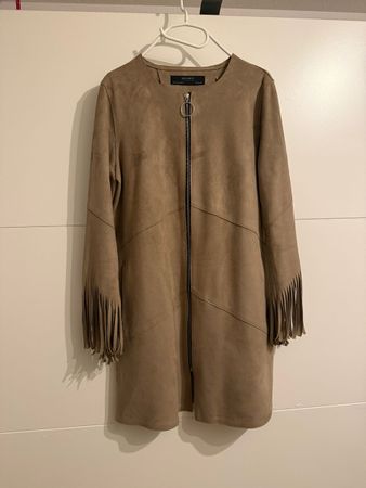 Zara Wildlederimitat Jacke Fransen Gr. M