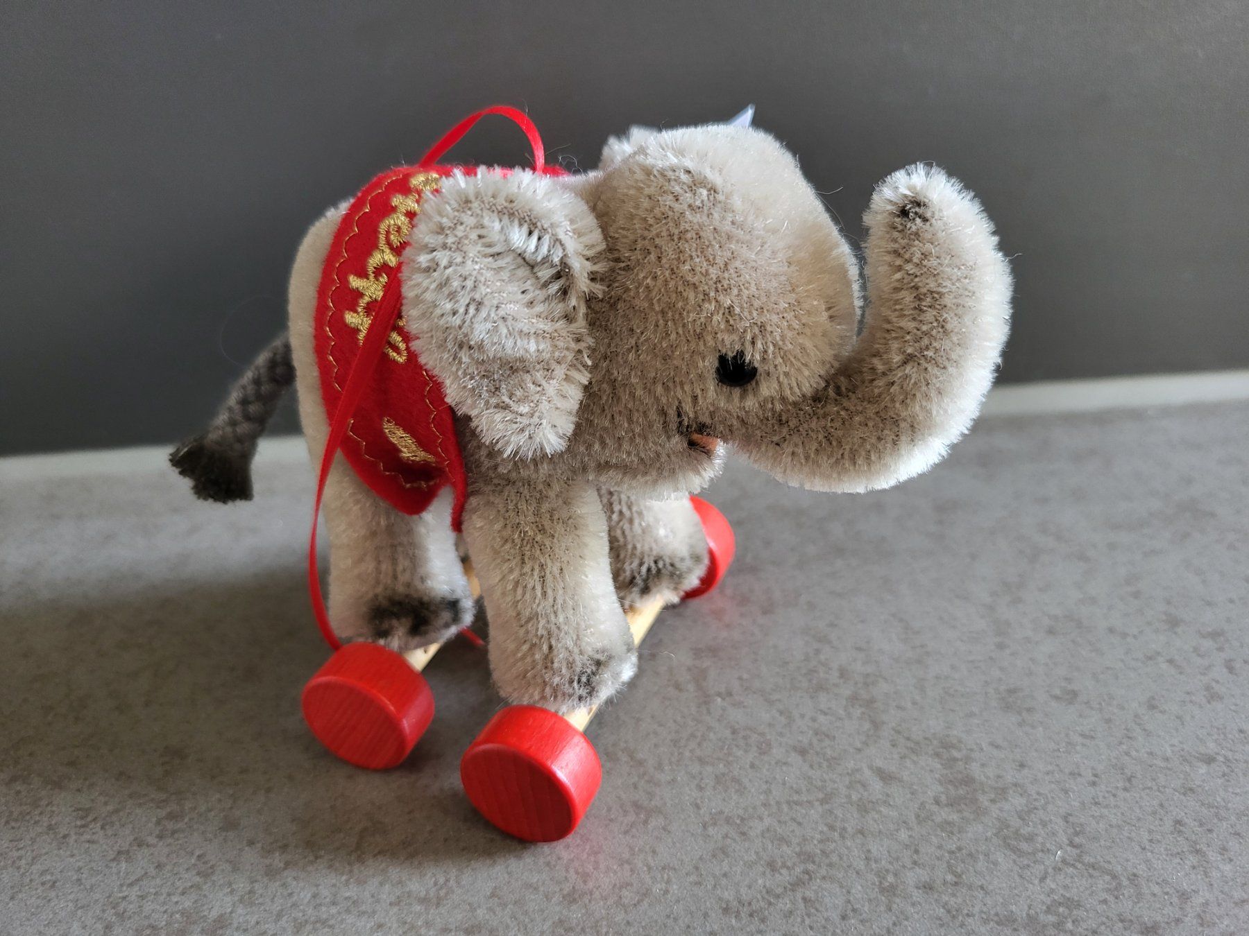 Steiff Giocattoli: Steiff Elefant – Nuovo (secondo la descrizione) da Zürich venduto da Orchidee