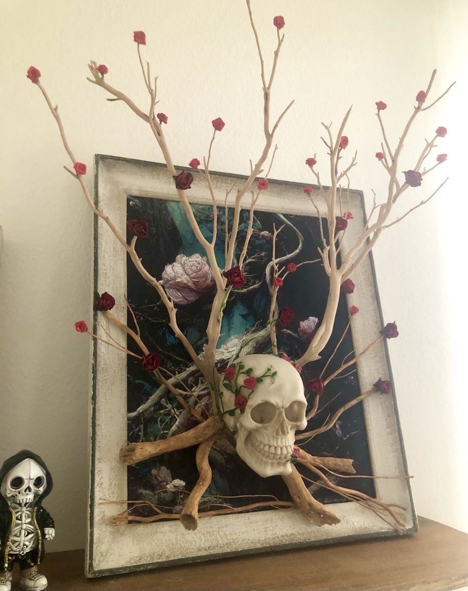 Foto & Immagini: 3 D Bild mit Totentkopf und Wurzelbaum-Rosen – Usato da Oberwil BL venduto da scorpio70