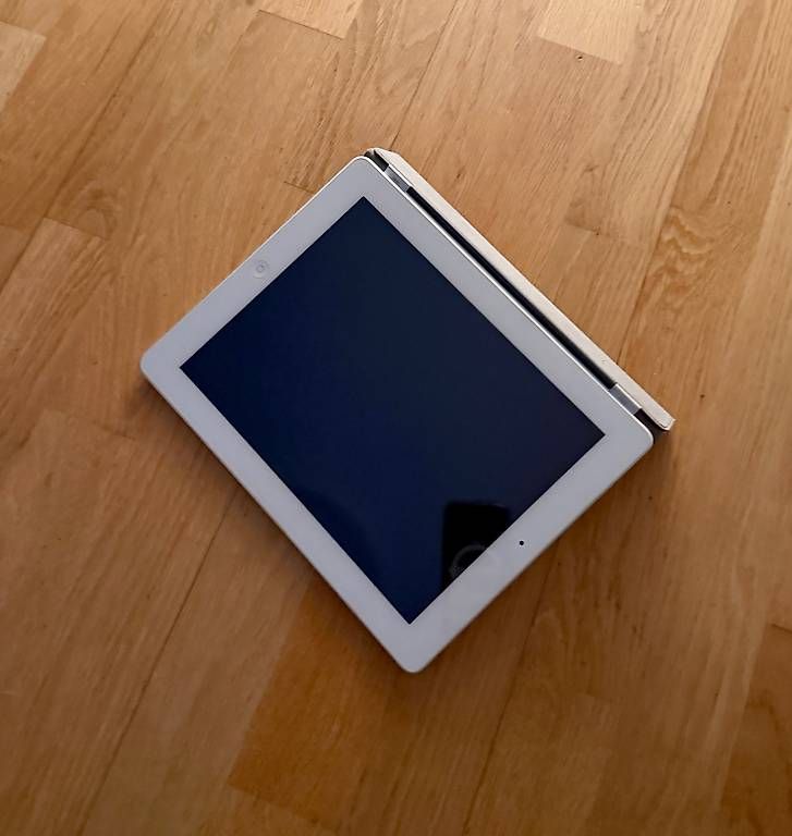 Tablettes PC: Apple iPad – D'occasion à Zürich par Grit_M. 1