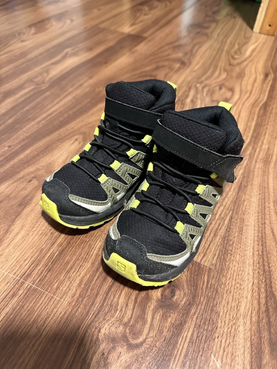 Salomon Scarpe per ragazzi: Salomon XA Pro Kinderschuhe 27 – Usato da Zermatt venduto da katytesunshine