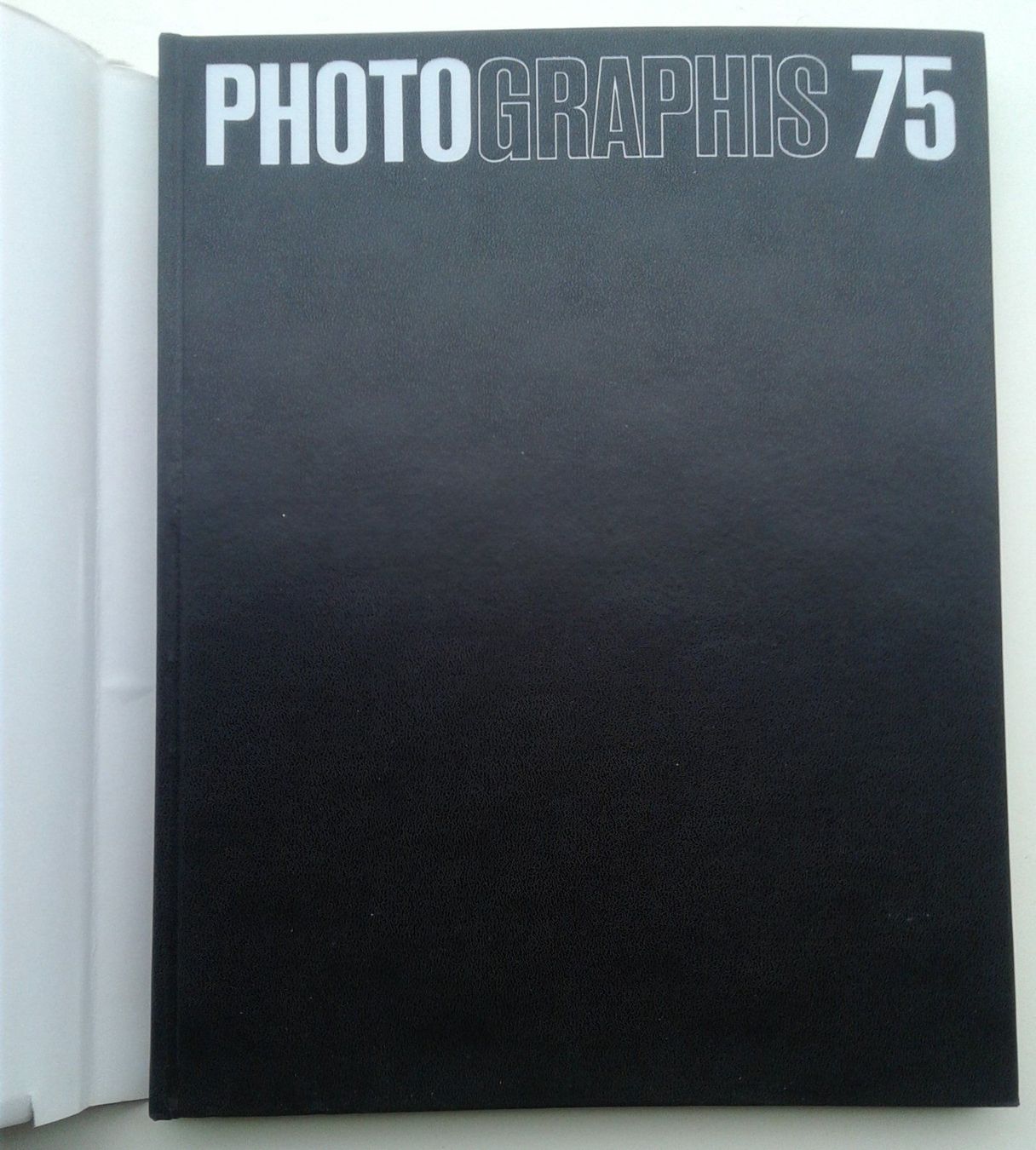 Bücher: Photo Graphis 75 – Gebraucht aus Lausanne von LasloH 2
