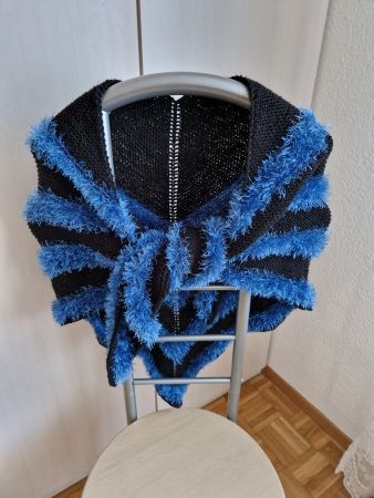 Dreiecktuch (Grösse L)   Handarbeit