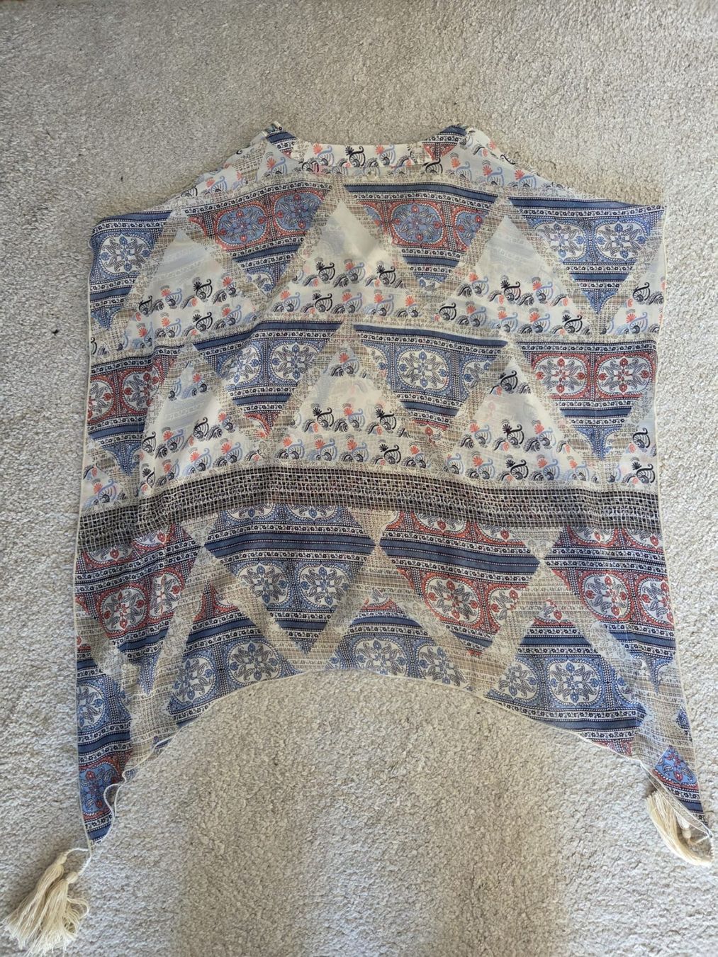 S.Oliver Camicette: Leichter Poncho S.Oliver Grösse 36 – Usato da Kloten venduto da Konfuzius7 3