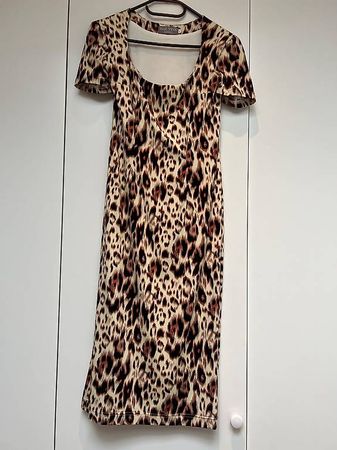 Zoe Vine London ? Pin-Up Style Leopardenkleid mit Dekolleté